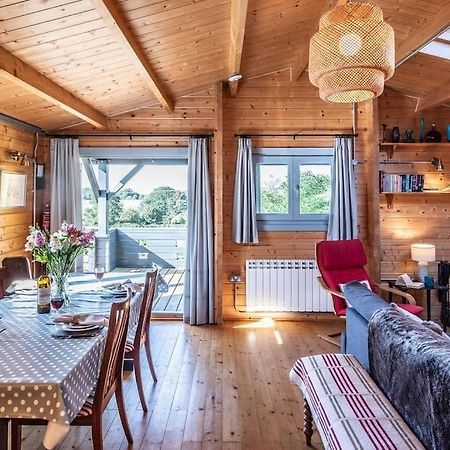 The Cabin, Parham Вудбридж Экстерьер фото